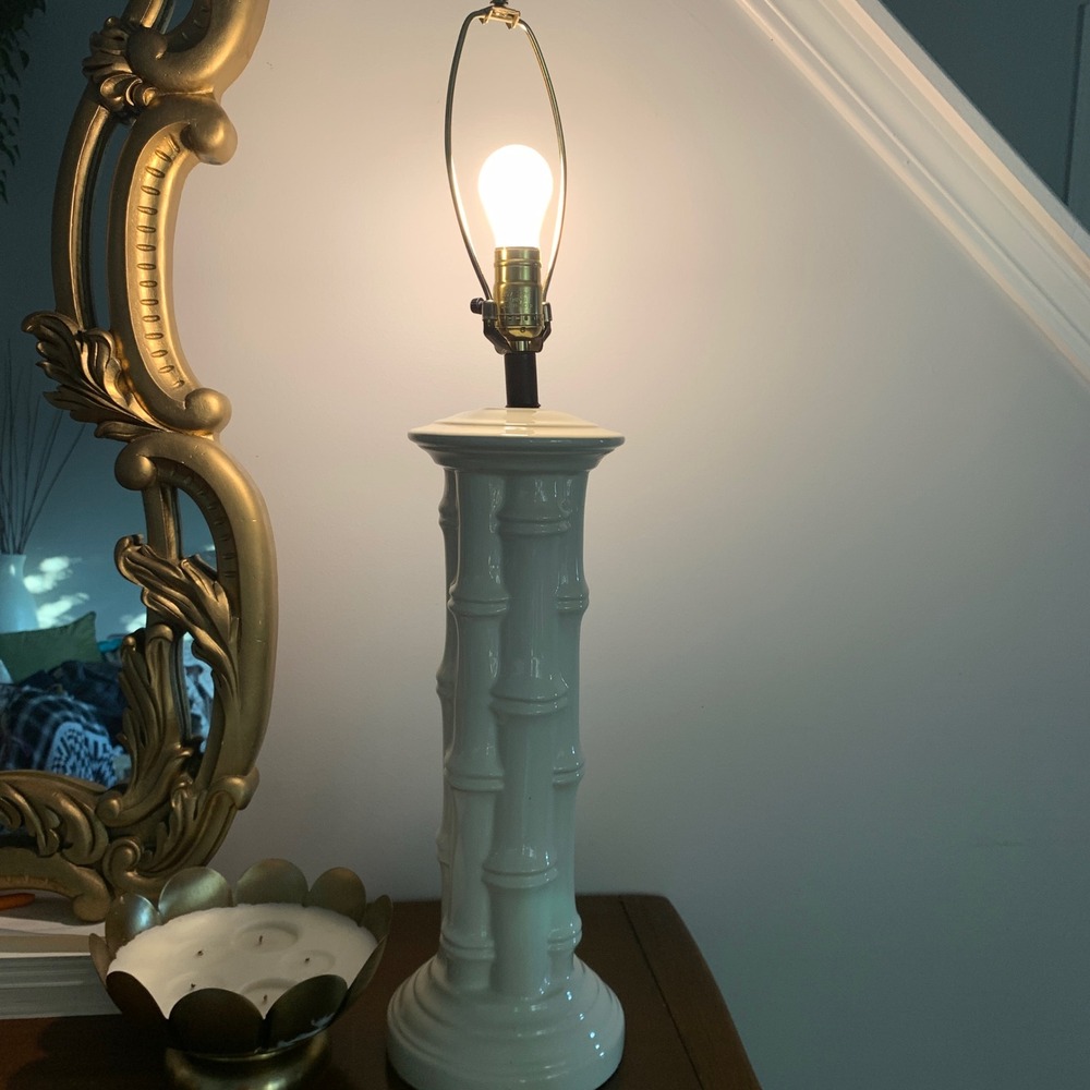 Vintage Bamboo Ceramic Table Lamp White Hollywood Regency - Picture 5 of 11